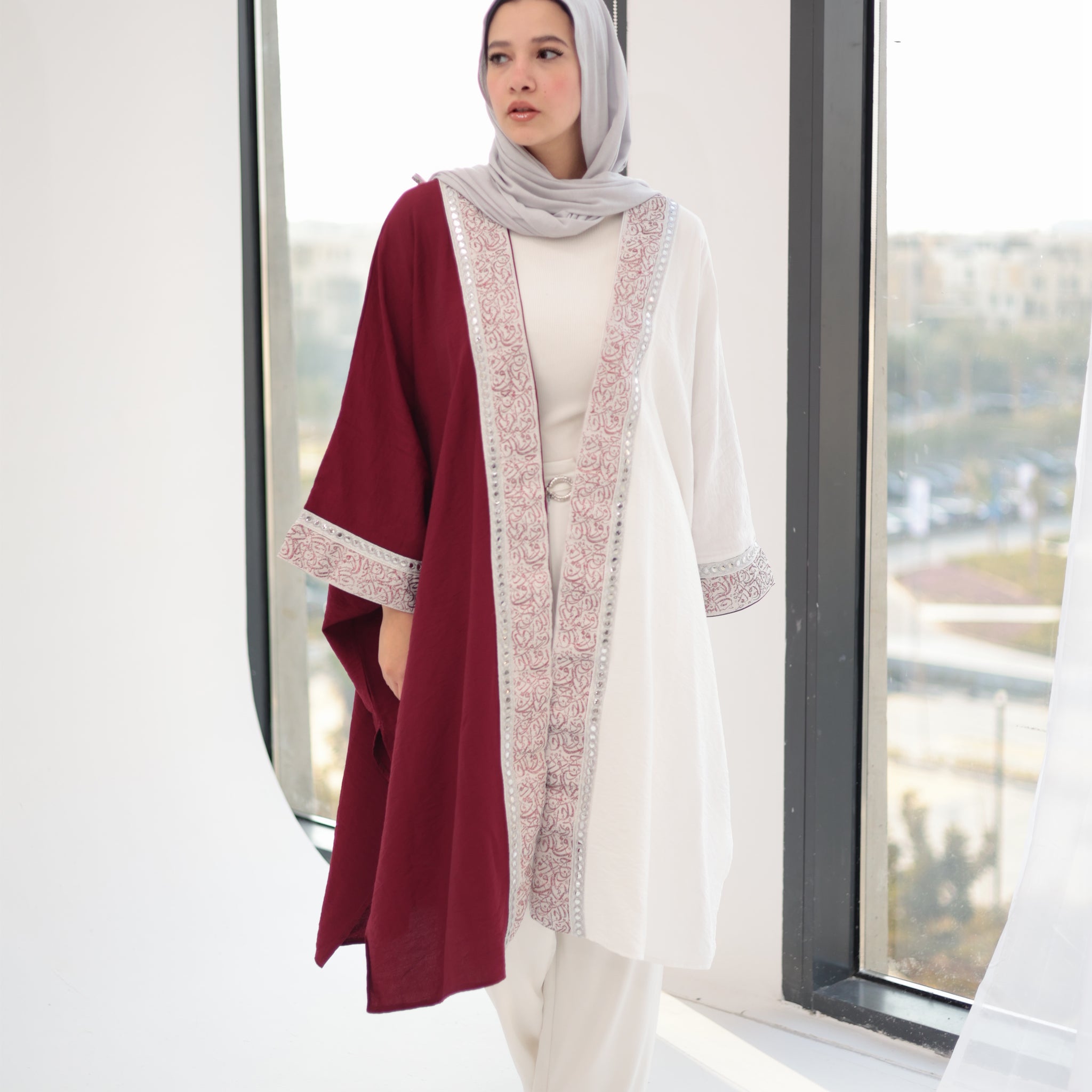 Burgandy hureya qaftan