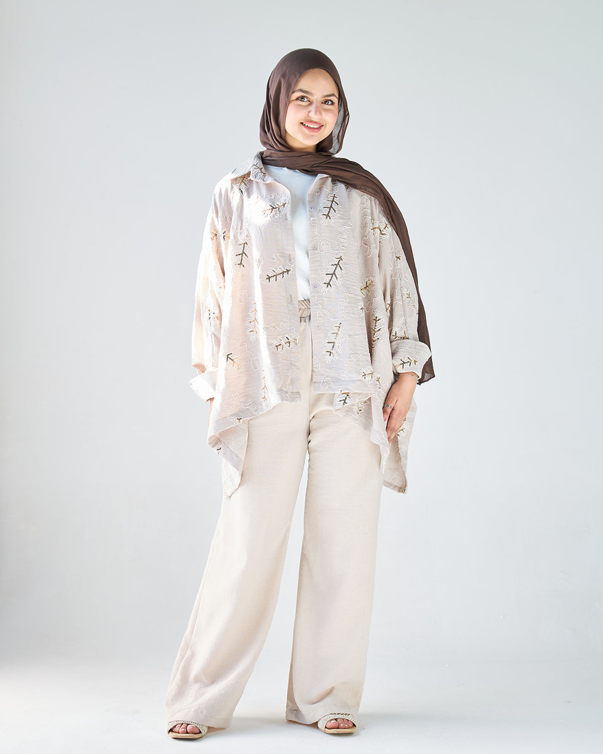 Beige half and half set