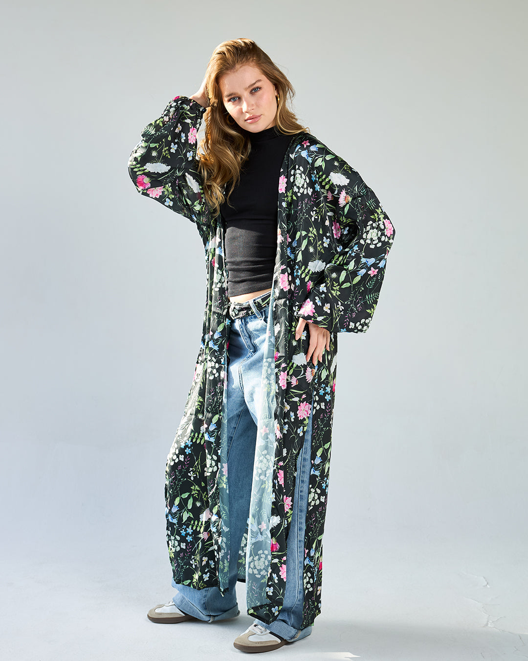 Flowery satin cardigan