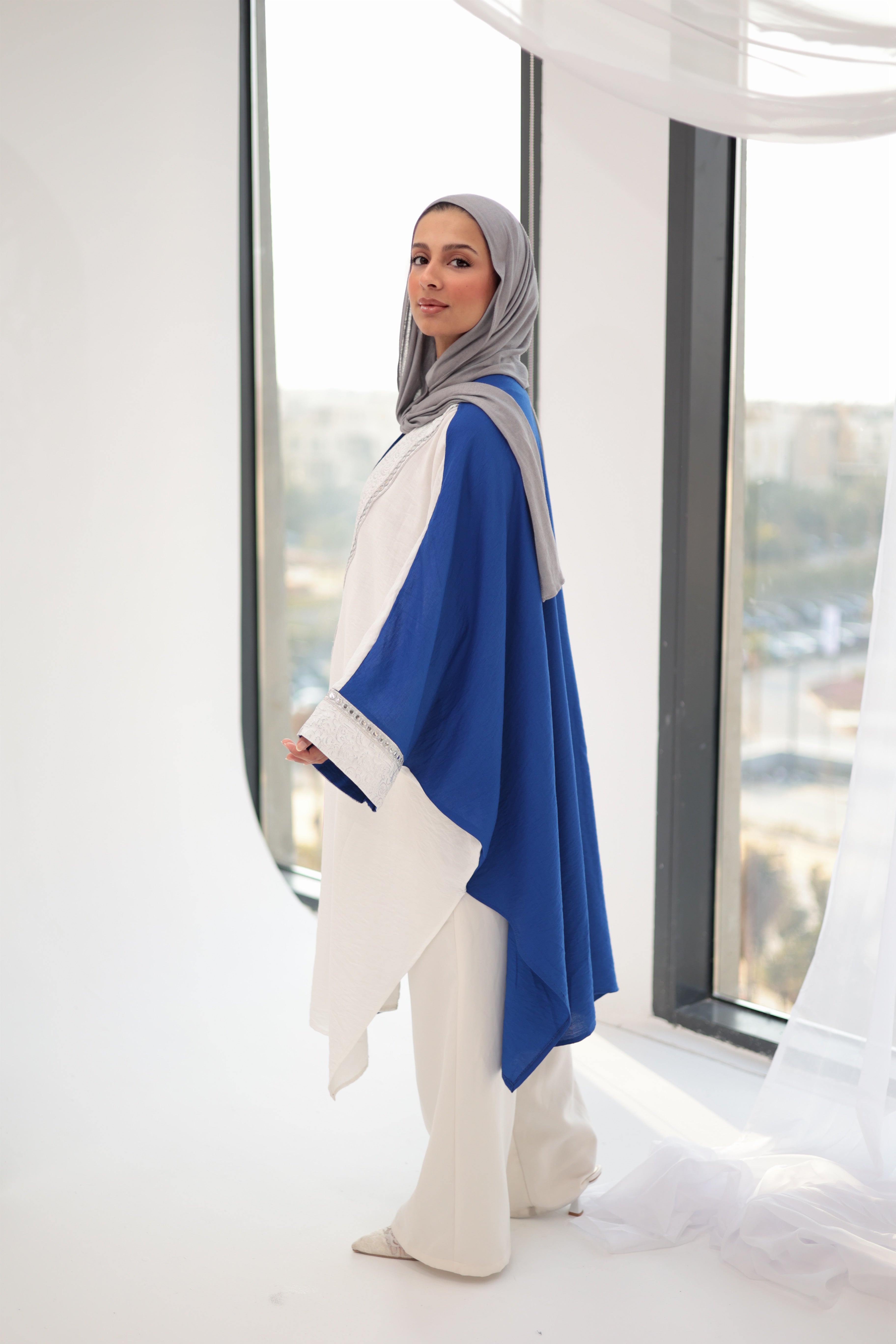 Blue hureya qaftan