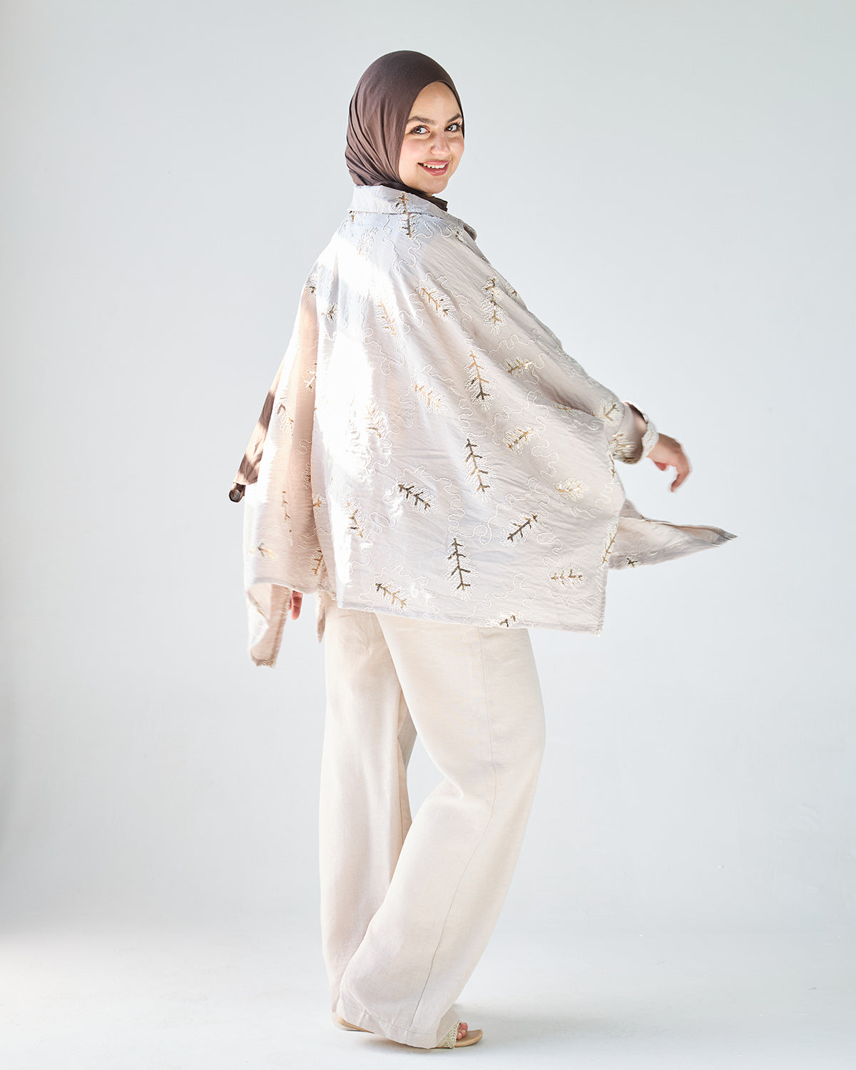 Beige half and half set