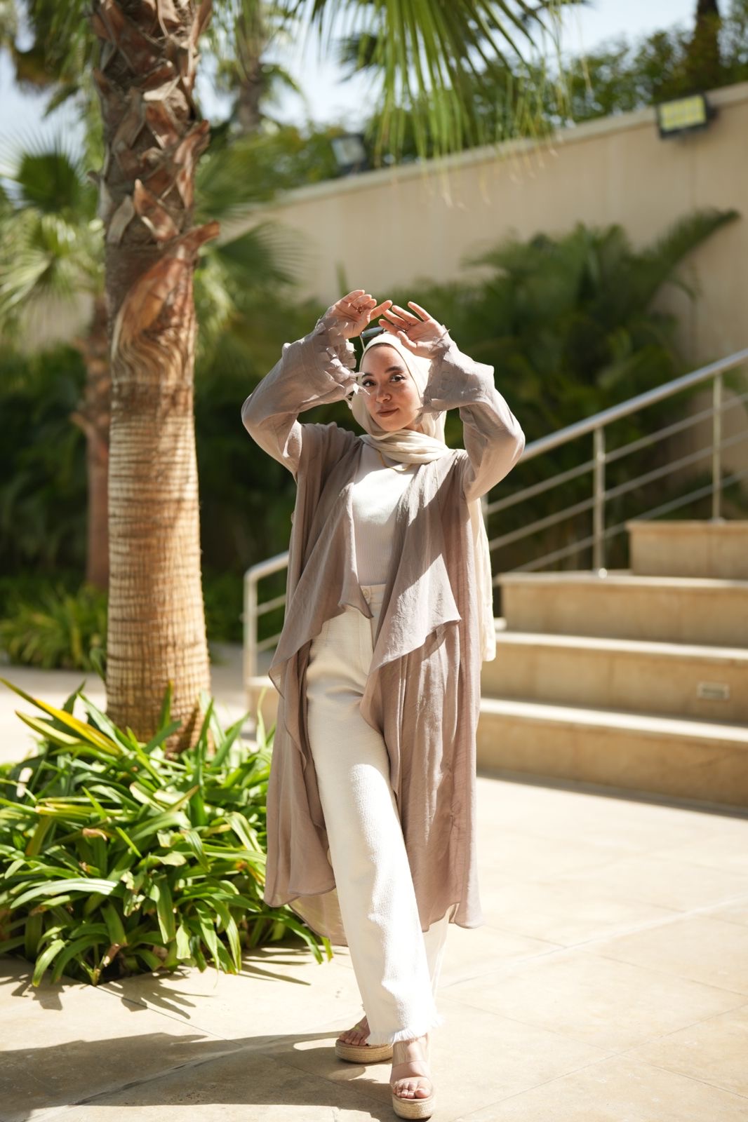 Farha beige cardigan