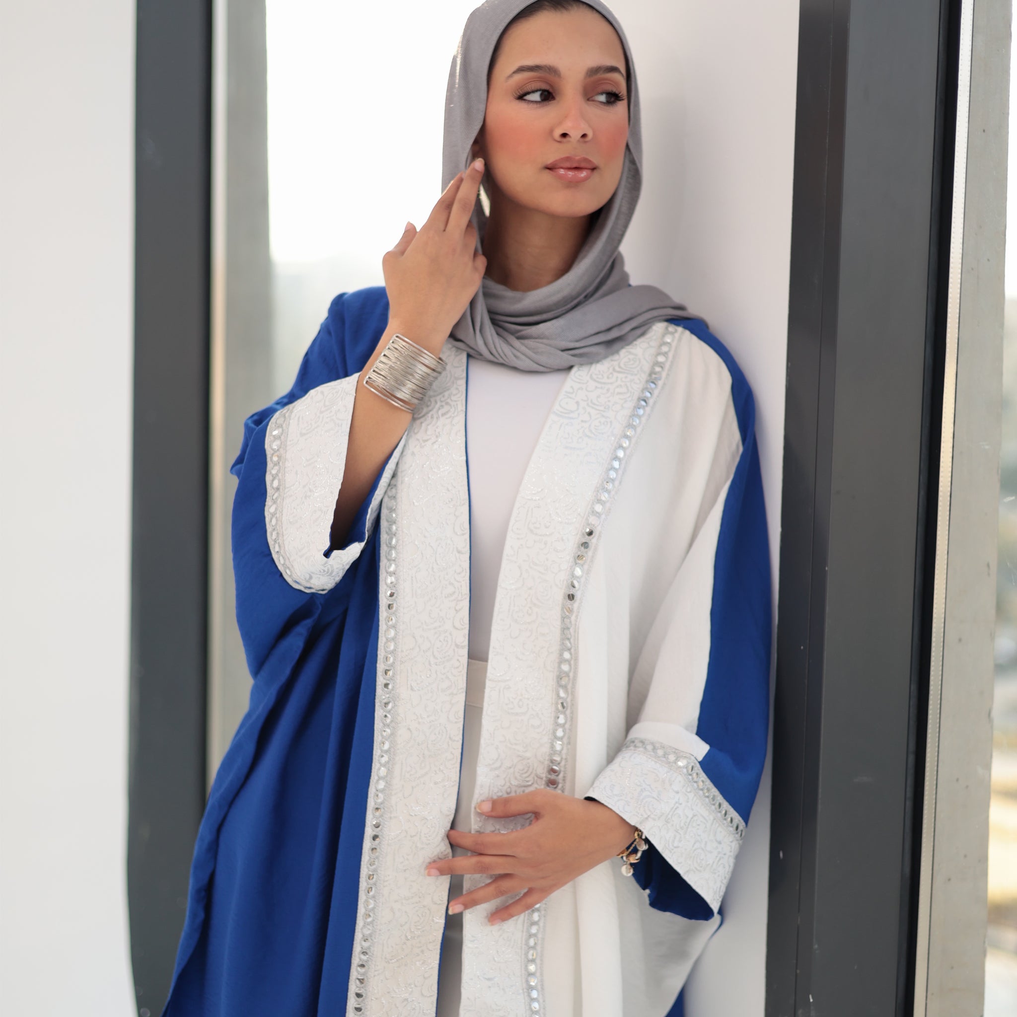 Blue hureya qaftan