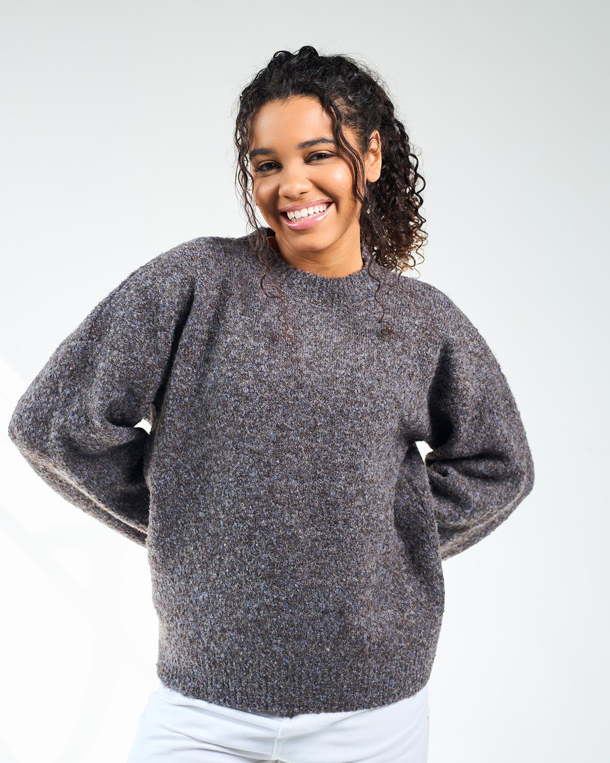 Grey cropped pullover