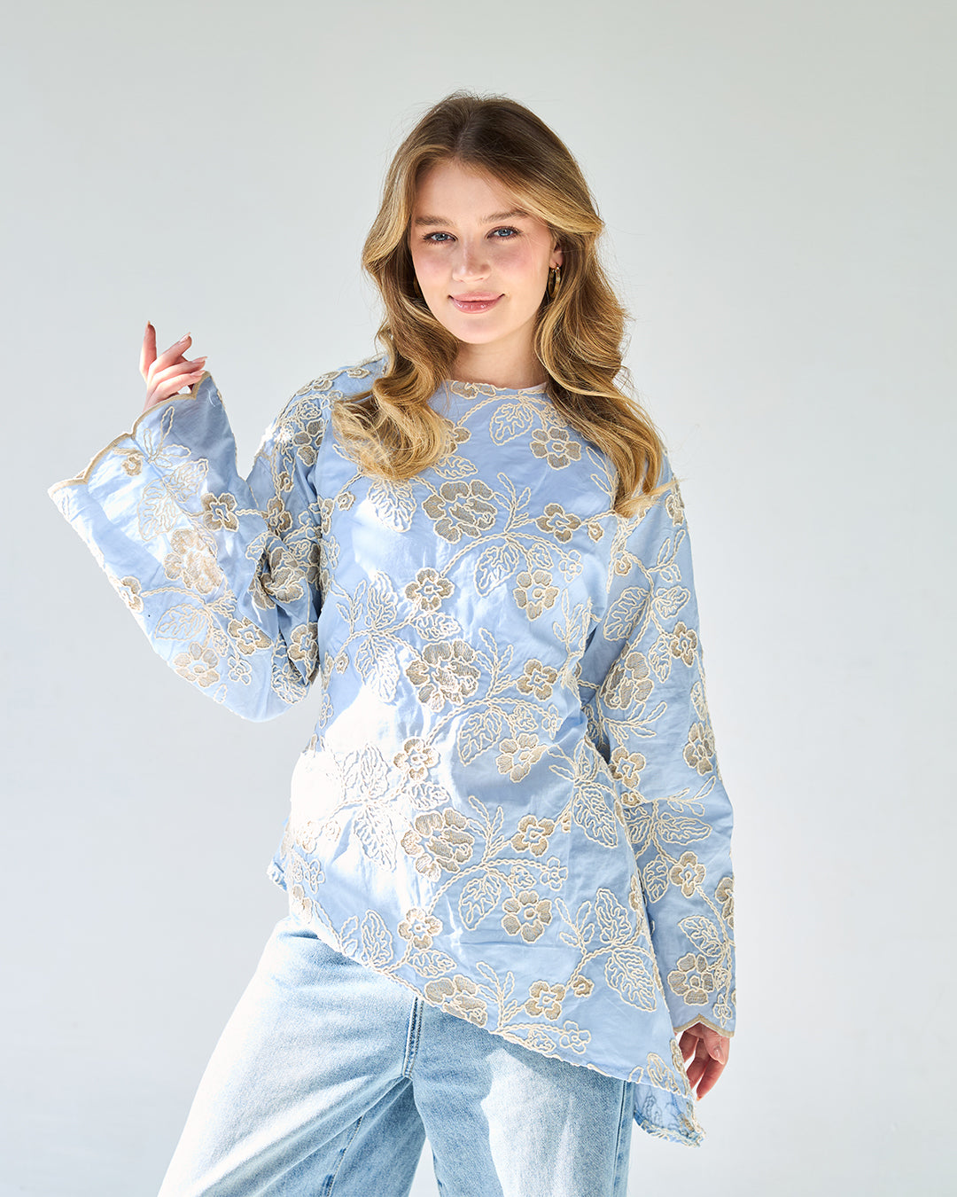 Baby blue nour blouse