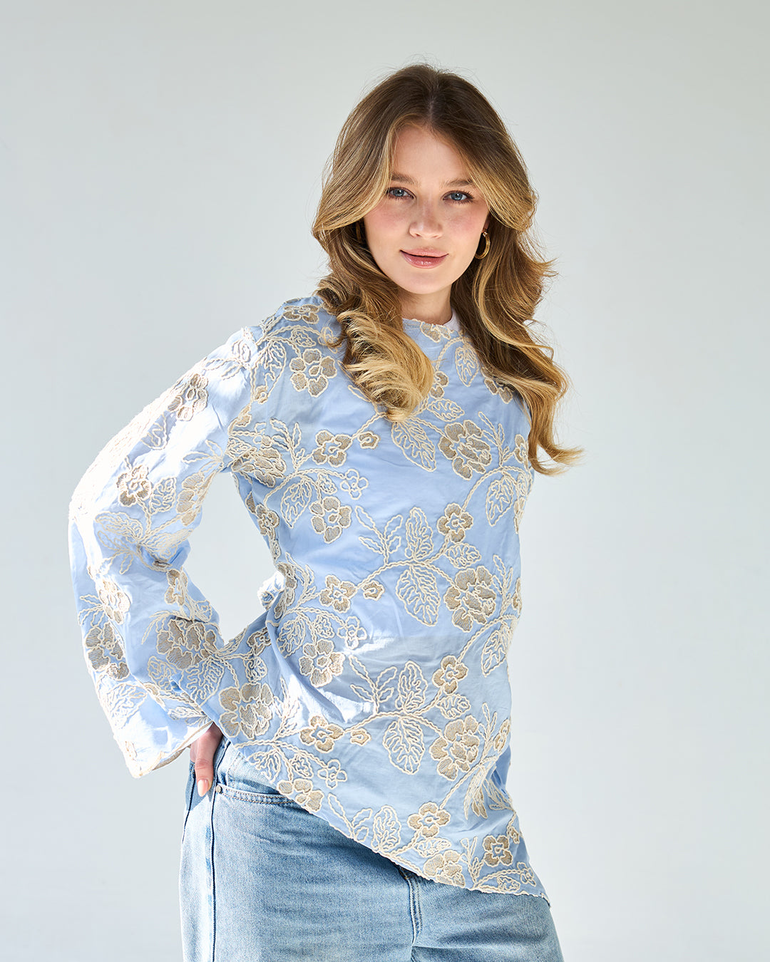 Baby blue nour blouse